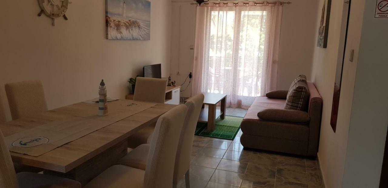 Apartment Master Lupi M&s