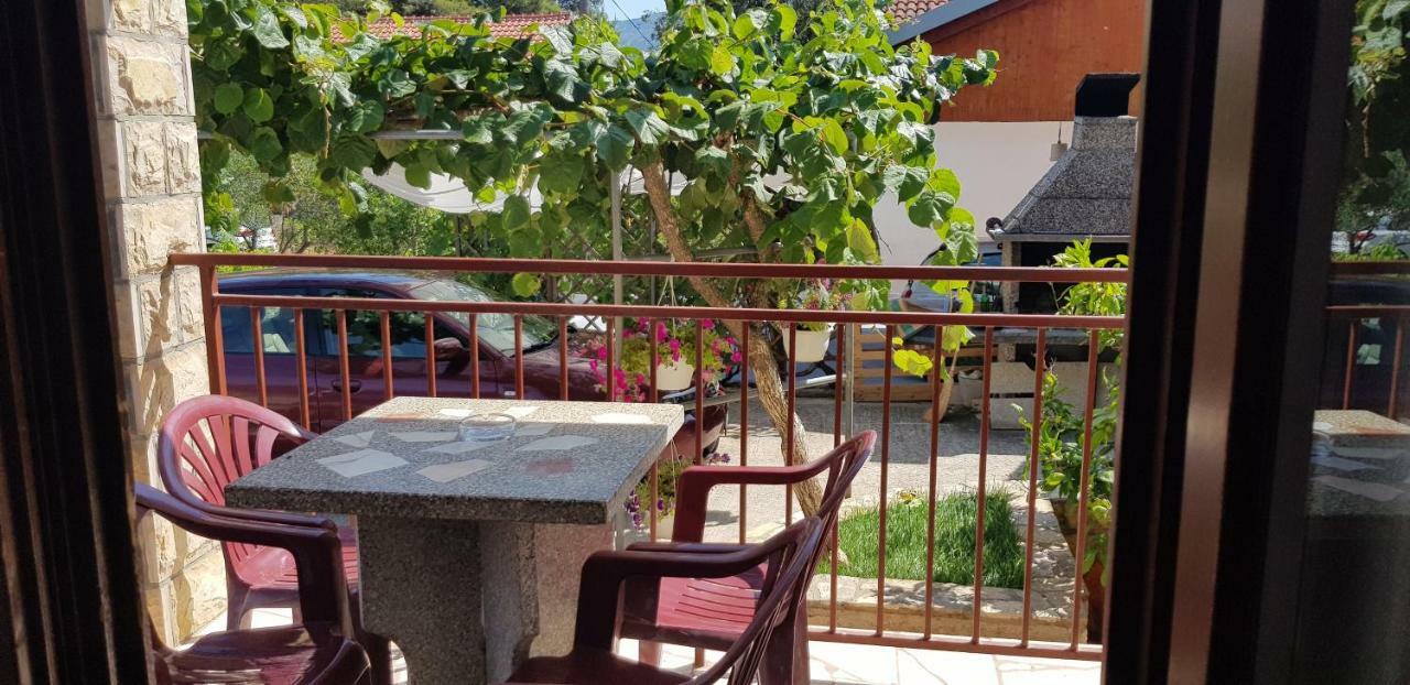 Master Lupi M&s Apartment Vrboska