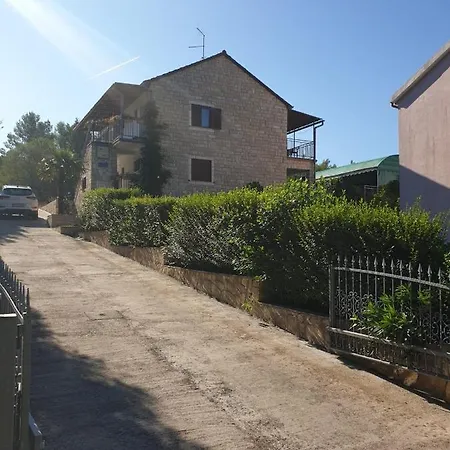 Apartman Master Lupi M&S Vrboska Exterior photo