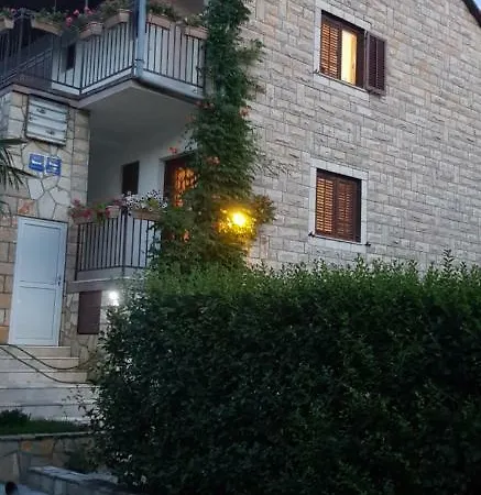 Apartman Master Lupi M&S Vrboska Exterior photo